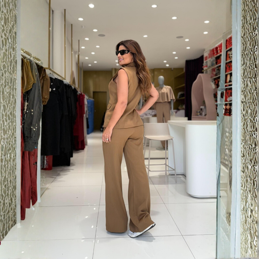 CONJUNTO SAVIRA MARROM