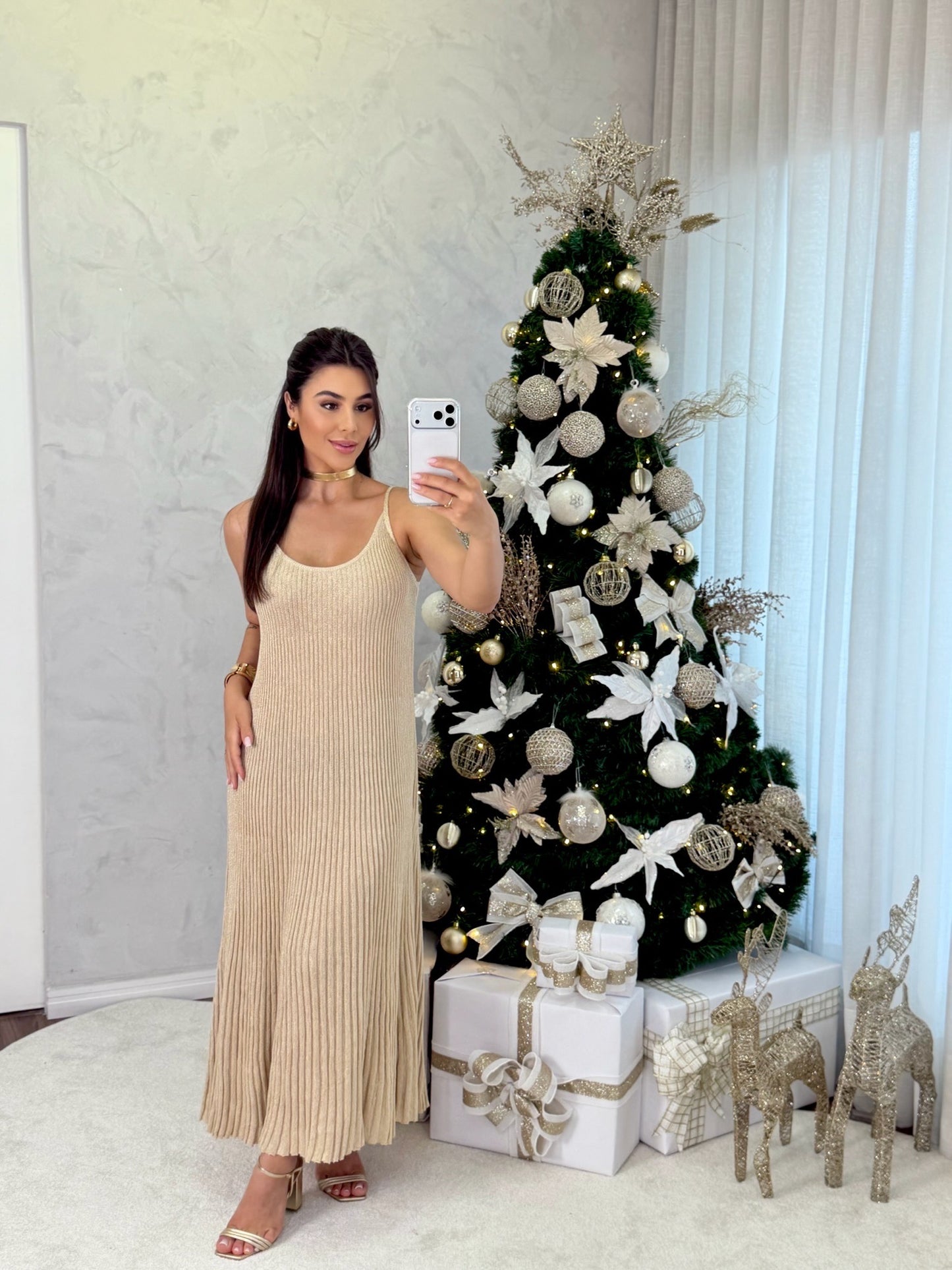 VESTIDO TRICOT DOURADO