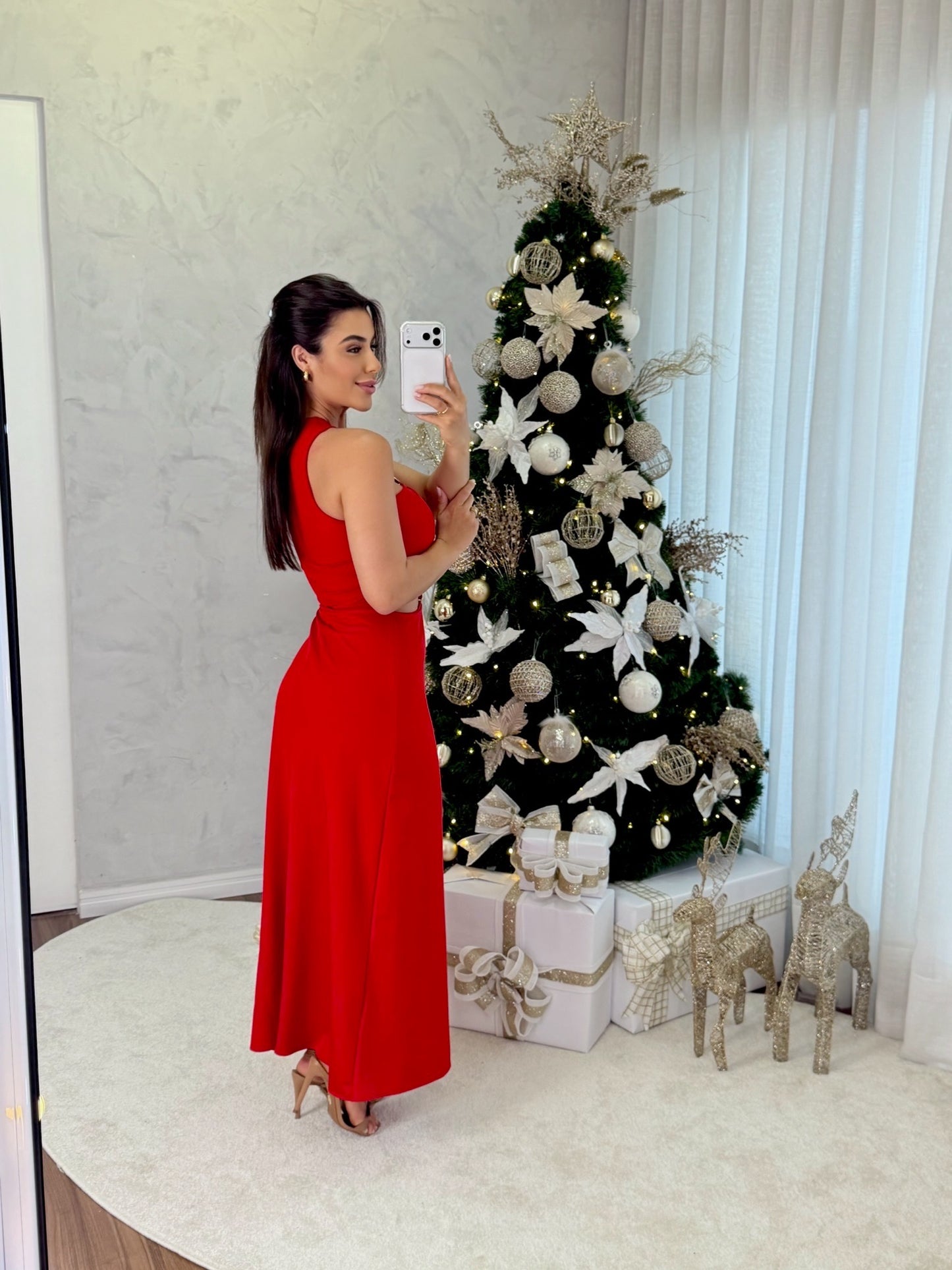 VESTIDO VERMELHO DETALHES DOURADO